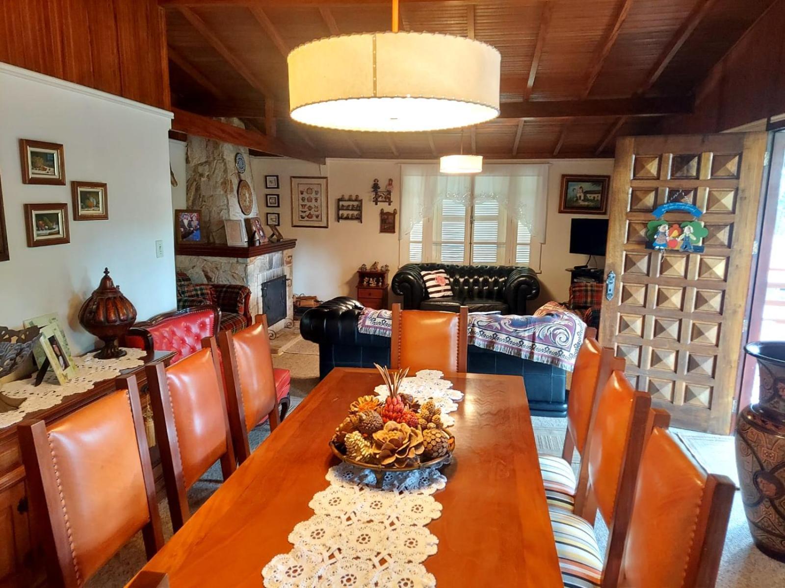 Holiday home Casa Dos Pinheiros Campos do Jordao